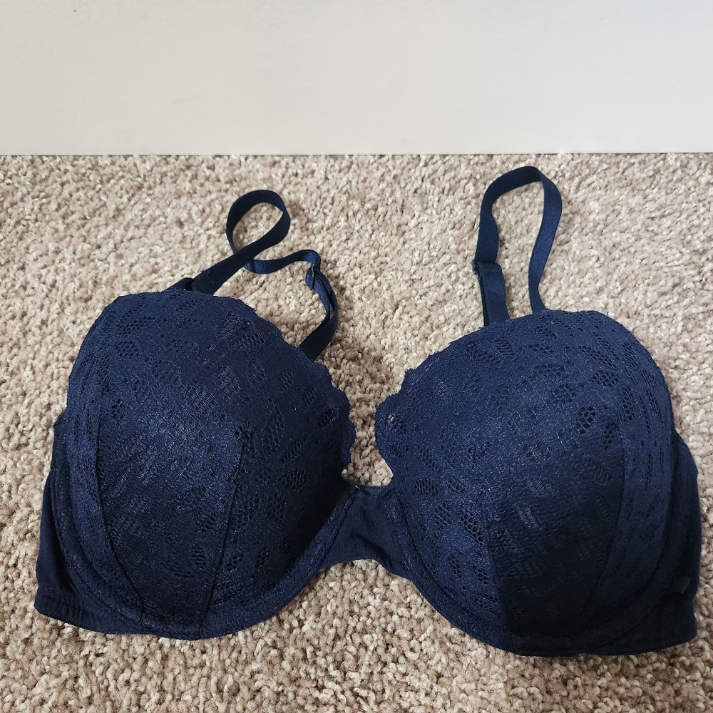 Navy Blue Victoria's Secret bra 34D